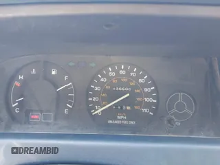 1990 Toyota Corolla z VIN JT2AE94A1L3367594, wystawiony jako IAAI lot #42557468 z przebiegiem 136 600 mil mil oraz . Historia ofert i sprzedaży dostępna na DreamBid. Obrazek 7.