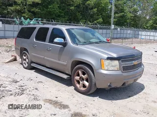 2007 Chevrolet Suburban LT with VIN 3GNFC16007G175621, listed as a IAAI auction lot 42847597 with 194,071 mi miles and . Bid and sale history available at DreamBid. Image 1.