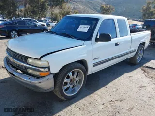 2002 Chevrolet Silverado 1500 LS with VIN 2GCEC19V221252888, listed as a IAAI auction lot 41735028 with 167,251 mi miles. Bid and sale history available at carsss.com. Image 2.