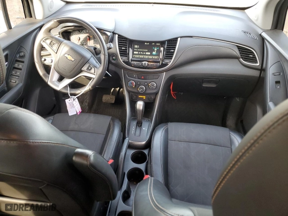 2017 Chevrolet Trax LT with VIN 3GNCJLSB7HL264042, listed as a Copart auction lot 43746635 with 101,172 mi miles and Salvage Title. Bid and sale history available at carsss.com. Image 8.