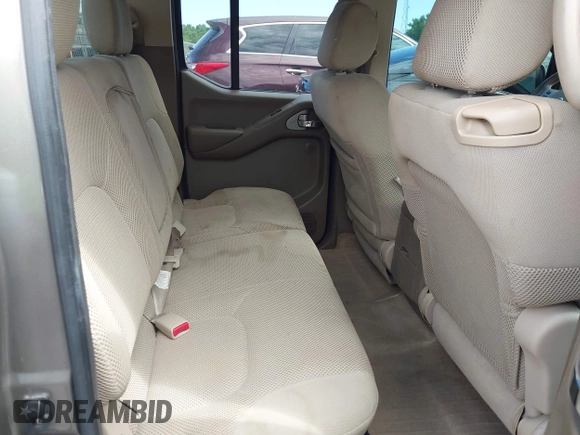 2005 Nissan Frontier LE with VIN 1N6AD07UX5C447844, listed as a IAAI auction lot 42184393 with 202,226 mi miles and . Bid and sale history available at DreamBid. Image 8.