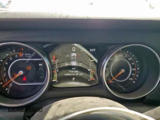 2023 Jeep Gladiator Overland z VIN 1C6HJTFG8PL553372, wystawiony jako Copart lot #57250875 z przebiegiem 14 725 mil mil oraz Szkoda całkowita • Salvage title. Historia ofert i sprzedaży dostępna na DreamBid. Obrazek 9.