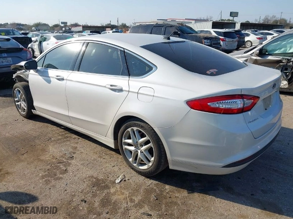 2014 Ford Fusion SE with VIN 3FA6P0HD9ER389408, listed as a IAAI auction lot 41700627 with 123,424 mi miles. Bid and sale history available at carsss.com. Image 3.