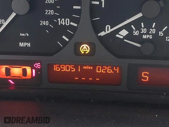 2000 BMW 3 Series 323i with VIN WBAAM3341YCA87796, listed as a IAAI auction lot 41765744 with 169,051 mi miles. Bid and sale history available at carsss.com. Image 15.