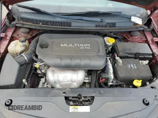 2016 Chrysler 200 Limited z VIN 1C3CCCAB8GN148789, wystawiony jako Copart lot #55491875 z przebiegiem 112 343 mil mil oraz Szkoda całkowita • Salvage title. Historia ofert i sprzedaży dostępna na DreamBid. Obrazek 11.
