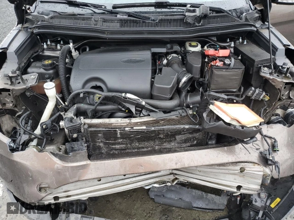 2015 Ford Explorer XLT with VIN 1FM5K8D8XFGC51182, listed as a Copart auction lot 44269345 with 121,858 mi miles and Salvage Title. Bid and sale history available at carsss.com. Image 13.
