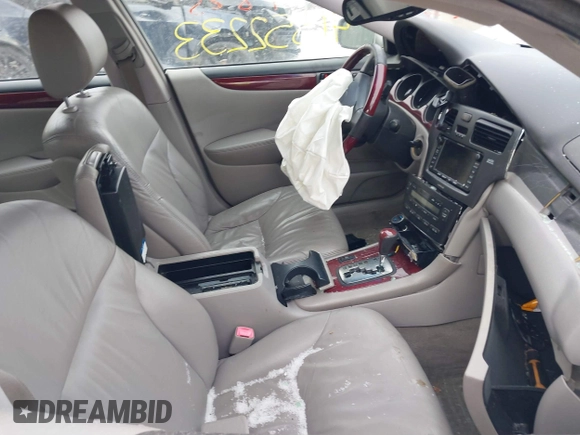 2004 Lexus ES 350 with VIN JTHBA30G145025601, listed as a IAAI auction lot 41352233 with 220,258 mi miles and . Bid and sale history available at DreamBid. Image 5.