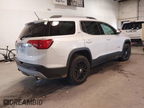 2019 GMC Acadia SLT with VIN 1GKKNMLS4KZ216872, listed as a IAAI auction lot 41269375 with 110,473 mi miles. Bid and sale history available at carsss.com. Image 4.