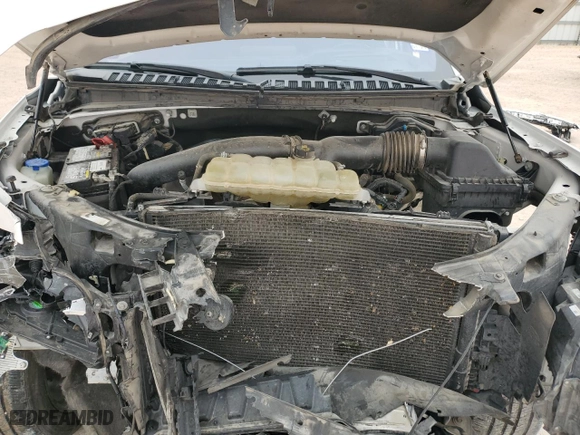 2019 Lincoln Navigator Reserve with VIN 5LMJJ2LT5KEL12736, listed as a Copart auction lot 43811855 with 67,723 mi miles and Salvage Title. Bid and sale history available at carsss.com. Image 13.