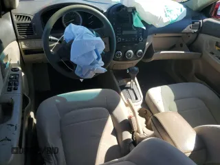 2007 Kia Spectra EX z VIN KNAFE121275436205, wystawiony jako Copart lot #57680055 z przebiegiem 141 670 mil mil oraz Szkoda całkowita • Salvage title. Historia ofert i sprzedaży dostępna na DreamBid. Obrazek 8.