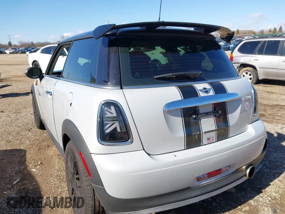 2013 MINI Cooper Hardtop with VIN WMWSU3C56DT683555, listed as a IAAI auction lot 41871323 with 102,527 mi miles. Bid and sale history available at carsss.com. Image 3.