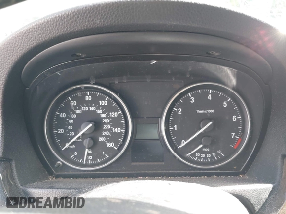 2007 BMW 3 Series 328i with VIN WBAVA37577NL17404, listed as a IAAI auction lot 42481460 with Not provided miles and . Bid and sale history available at DreamBid. Image 7.