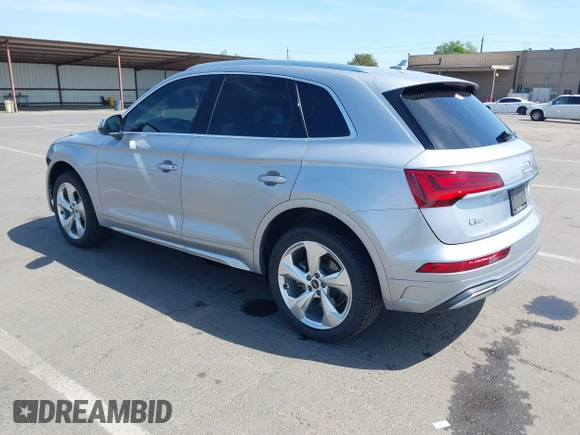 2021 Audi Q5 Premium Plus z VIN WA1BAAFY6M2130653, wystawiony jako IAAI lot #42138199 z przebiegiem 42 127 mil mil oraz . Historia ofert i sprzedaży dostępna na DreamBid. Obrazek 3.