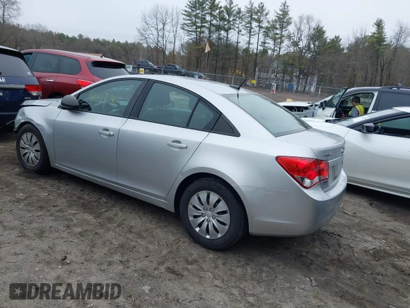2014 Chevrolet Cruze LS with VIN 1G1PA5SG6E7275673, listed as a IAAI auction lot 41817767 with 121,250 mi miles and . Bid and sale history available at DreamBid. Image 3.