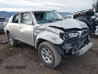 2022 Toyota 4Runner SR5 with VIN JTEMU5JR1N6008575, listed as a IAAI auction lot 41158760 with Not provided miles and . Bid and sale history available at DreamBid. Image 1.
