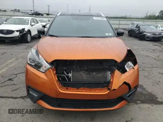 2019 Nissan Kicks S z VIN 3N1CP5CU2KL491930, wystawiony jako Copart lot #61214685 z przebiegiem 83 965 mil mil oraz Szkoda całkowita • Salvage title. Historia ofert i sprzedaży dostępna na DreamBid. Obrazek 5.