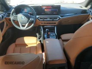 2022 BMW i4 eDrive40 z VIN WBY73AW02NFN19797, wystawiony jako Copart lot #72844893 z przebiegiem 14 353 mil mil oraz . Historia ofert i sprzedaży dostępna na DreamBid. Obrazek 8.
