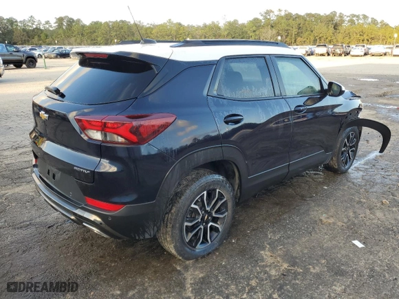 2021 Chevrolet TrailBlazer ACTIV with VIN KL79MVSL7MB074765, listed as a Copart auction lot 80499274 with 64,008 mi miles and Salvage Title. Bid and sale history available at carsss.com. Image 3.