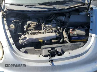 2005 Volkswagen Beetle with VIN 3VWCD31C25M409484, listed as a Copart auction lot 88151515 with 87,282 mi miles and Clean Title. Bid and sale history available at DreamBid. Image 11.