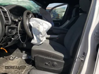 2025 Ram 1500 Big Horn z VIN 1C6SRFFP8SN656238, wystawiony jako Copart lot #51521185 z przebiegiem 1 776 mil mil oraz Szkoda całkowita • Salvage title. Historia ofert i sprzedaży dostępna na DreamBid. Obrazek 7.