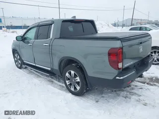 2017 Honda Ridgeline RTL-E with VIN 5FPYK3F78HB012520, listed as a IAAI auction lot 41551255 with 44,270 mi miles. Bid and sale history available at carsss.com. Image 3.