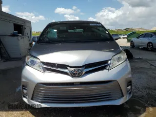 2018 Toyota Sienna XLE Auto Access Seat with VIN 5TDYZ3DC9JS916091, listed as a Copart auction lot 57576615 with 90,967 mi miles and Salvage title. Bid and sale history available at DreamBid. Image 5.