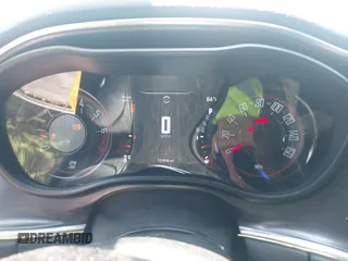 2018 Dodge Challenger SXT с VIN 2C3CDZAG9JH339276, выставлен на аукционе IAAI как лот 42637557 с пробегом 111 418 миль миль и . История ставок и продаж доступна на DreamBid. Изображение 7.