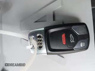 2017 Audi A4 Premium Plus с VIN WAUENAF46HN023222, выставлен на аукционе IAAI как лот 42128895 с пробегом Не указан миль и . История ставок и продаж доступна на DreamBid. Изображение 11.