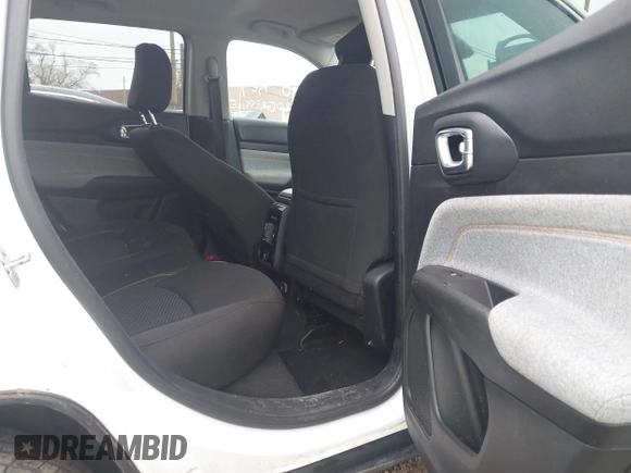 2022 Jeep Compass Sport с VIN 3C4NJDAB8NT106765, выставлен на аукционе IAAI как лот 41669570 с пробегом 74 550 миль миль и . История ставок и продаж доступна на DreamBid. Изображение 8.