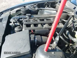 2003 BMW Z4 2.5i с VIN 4USBT33463LS45396, выставлен на аукционе IAAI как лот 42323284 с пробегом 183 343 миль миль и . История ставок и продаж доступна на DreamBid. Изображение 12.