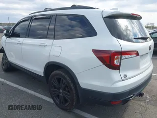 2021 Honda Pilot Black Edition z VIN 5FNYF6H72MB067664, wystawiony jako IAAI lot #42025998 z przebiegiem 52 791 mil mil oraz . Historia ofert i sprzedaży dostępna na DreamBid. Obrazek 3.