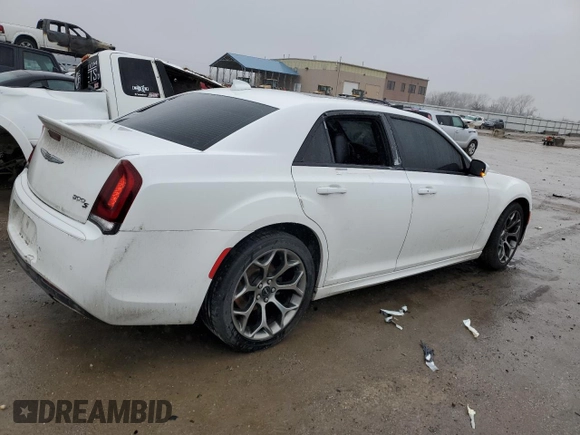 2018 Chrysler 300 S with VIN 2C3CCABG5JH269665, listed as a Copart auction lot 43393925 with 84,397 mi miles and Salvage Title. Bid and sale history available at DreamBid. Image 3.