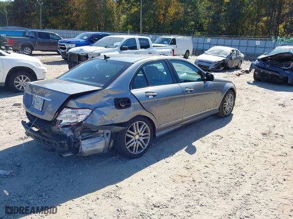 2008 Mercedes-Benz C-Class 3.0L Sport with VIN WDDGF54X88F087887, listed as a IAAI auction lot 40700660 with 190,436 mi miles. Bid and sale history available at carsss.com. Image 4.