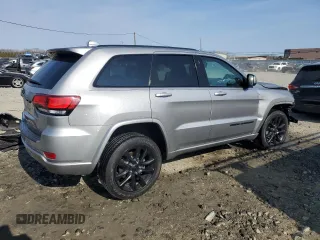 2020 Jeep Grand Cherokee Altitude with VIN 1C4RJFAG0LC151104, listed as a Copart auction lot 48897615 with 71,018 mi miles and Salvage Title. Bid and sale history available at carsss.com. Image 3.