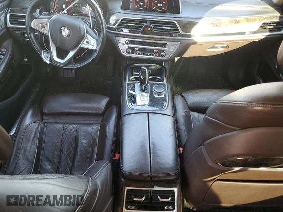 2016 BMW 7 Series 740i с VIN WBA7E2C51GG503912, выставлен на аукционе Copart как лот 47464895 с пробегом 160 322 миль миль и Списание • Salvage title. История ставок и продаж доступна на DreamBid. Изображение 8.