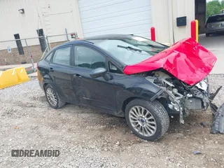 2014 Ford Fiesta S z VIN 3FADP4AJ8EM201618, wystawiony jako IAAI lot #42234592 z przebiegiem 170 203 mil mil oraz . Historia ofert i sprzedaży dostępna na DreamBid. Obrazek 1.