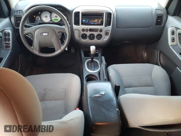 2006 Ford Escape XLT with VIN 1FMYU03Z96KB35827, listed as a Copart auction lot 83392794 with 230,346 mi miles and Salvage Title. Bid and sale history available at carsss.com. Image 8.