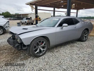 2015 Dodge Challenger SXT with VIN 2C3CDZAG2FH710253, listed as a Copart auction lot 58471725 with 151,763 mi miles and Salvage title. Bid and sale history available at DreamBid. Image 1.