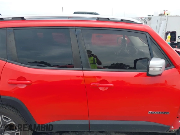 2016 Jeep Renegade Limited z VIN ZACCJADT9GPD96633, wystawiony jako IAAI lot #42420027 z przebiegiem 89 029 mil mil oraz . Historia ofert i sprzedaży dostępna na DreamBid. Obrazek 14.