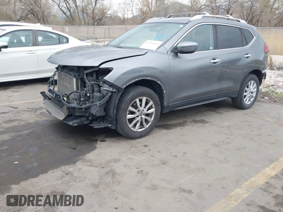 2018 Nissan Rogue SV with VIN KNMAT2MV6JP511461, listed as a IAAI auction lot 41924322 with 131,869 mi miles. Bid and sale history available at carsss.com. Image 18.