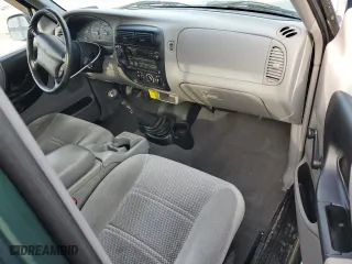 2000 Ford Ranger XLT with VIN 1FTYR11X0YTA32855, listed as a Copart auction lot 84517284 with 100,235 mi miles and Salvage Title. Bid and sale history available at carsss.com. Image 8.