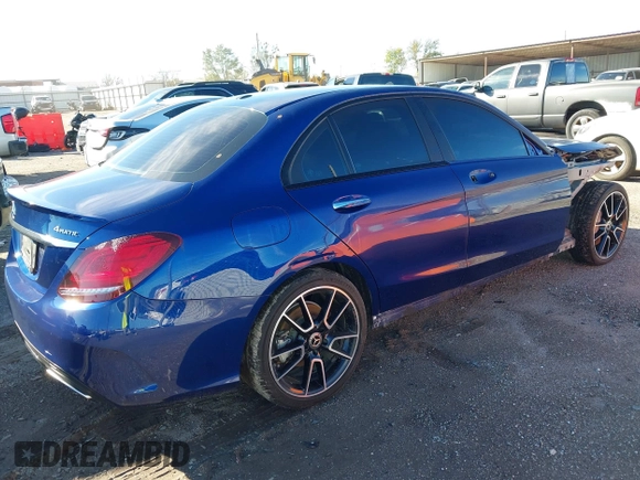 2019 Mercedes-Benz C 300 with VIN 55SWF8EB4KU293518, listed as a IAAI auction lot 40725296 with 61,745 mi miles and . Bid and sale history available at carsss.com. Image 4.