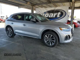2022 Audi Q5 S line Premium Plus with VIN WA1EAAFYXN2135109, listed as a Copart auction lot 61994475 with 16,059 mi miles and Salvage title. Bid and sale history available at DreamBid. Image 4.