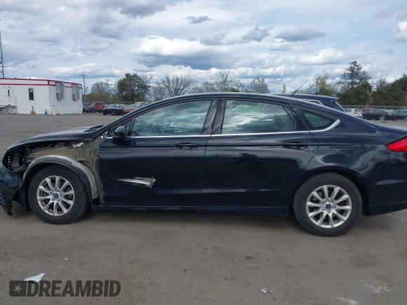 2017 Ford Fusion S with VIN 3FA6P0G77HR212596, listed as a IAAI auction lot 41910716 with 94,502 mi miles. Bid and sale history available at carsss.com. Image 14.