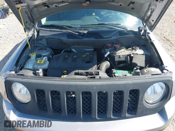 2015 Jeep Patriot High Altitude with VIN 1C4NJRAB9FD353751, listed as a IAAI auction lot 42099206 with 62,569 mi miles. Bid and sale history available at carsss.com. Image 10.