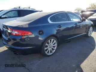 2010 Jaguar XF Premium Luxury z VIN SAJWA0GB7ALR57211, wystawiony jako Copart lot #44635815 z przebiegiem 204 428 mil mil oraz Szkoda całkowita • Salvage title. Historia ofert i sprzedaży dostępna na DreamBid. Obrazek 3.