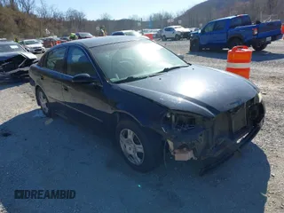 2003 Nissan Altima S with VIN 1N4AL11D33C320084, listed as a IAAI auction lot 41849903 with 212,137 mi miles. Bid and sale history available at carsss.com. Image 1.