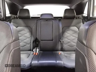 2024 Volkswagen Atlas SE z VIN 1V2WE2CAXRC219246, wystawiony jako Copart lot #55703915 z przebiegiem 39 735 mil mil oraz Czysty tytuł • Clean title. Historia ofert i sprzedaży dostępna na DreamBid. Obrazek 10.