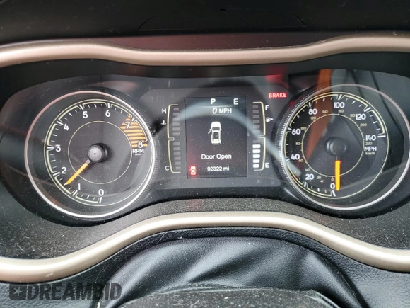 2018 Jeep Cherokee Latitude с VIN 1C4PJMCX4JD532485, выставлен на аукционе Copart как лот 49496145 с пробегом 92 322 миль миль и Списание • Salvage title. История ставок и продаж доступна на DreamBid. Изображение 9.