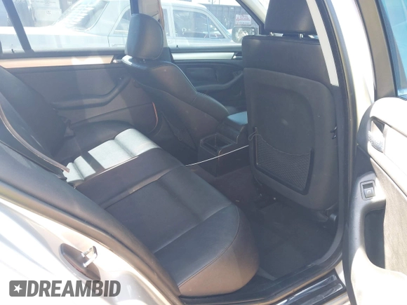2002 BMW 3 Series 330i with VIN WBAEV53482KM22427, listed as a IAAI auction lot 41867713 with 205,653 mi miles and . Bid and sale history available at DreamBid. Image 8.